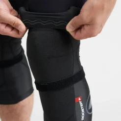 Genouillères Rooster 6 Genouillères Rooster -Sports Nautiques Magasin genouillere rooster race armou 2